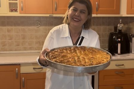 Turkish Dessert Baklava (With Walnuts)